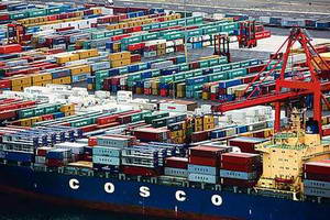 Китай снизит пошлины на ряд импортируемых товаров