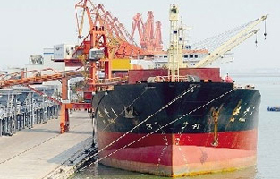 В 2013 г. грузооборот портов Гуандуна вырос на 10%