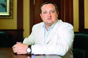 Арбузов хочет создать в Украине китайский банк